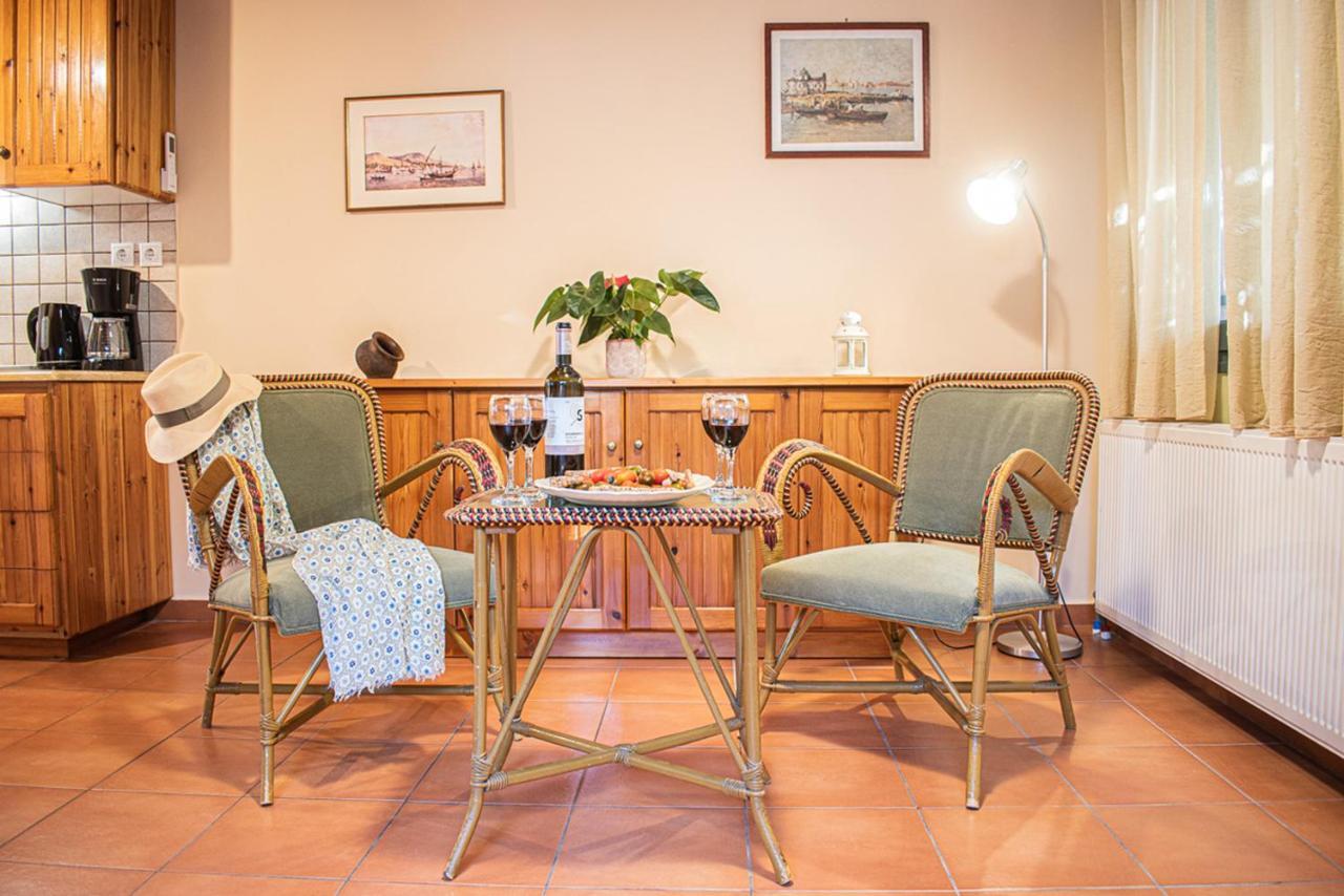 Glarosmaisonette Kato Daratso Eksteriør billede